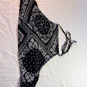 Black and White summer bandana top